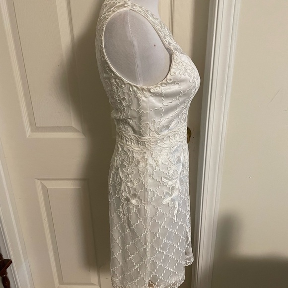 Beautiful white Sue Wong dress - Picture 4 of 13